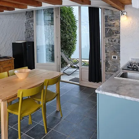 Paradise At The Pier Of - The House Of Travelers Apartment Brienno